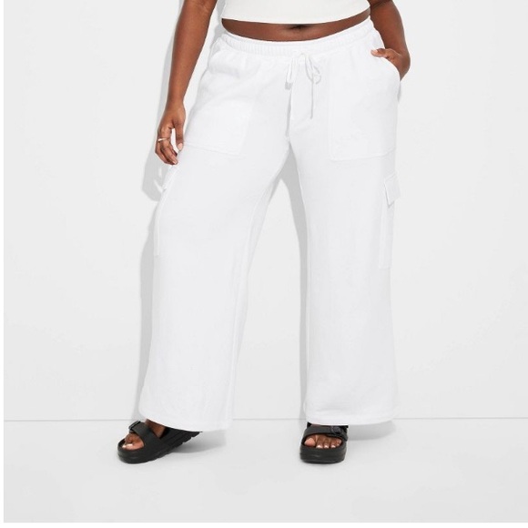 NWT Wild Fable XXL White Cargo Sweatpants Wide Leg Joggers Drawstring Stretch - Picture 1 of 9